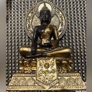 Small Budha Statue